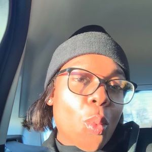 Meet your Posher, Marla